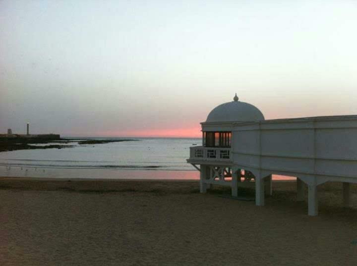 Los Patios De La Caleta Cádiz Exterior photo